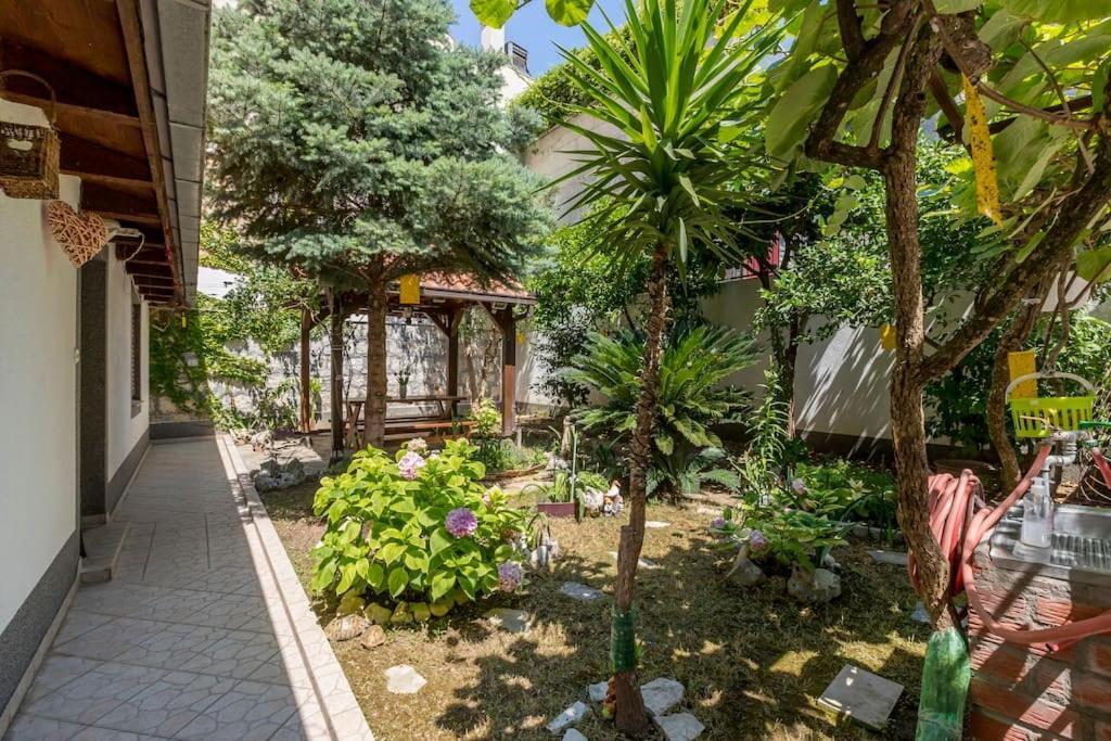 Apartment Paradise Garden Split Exterior foto