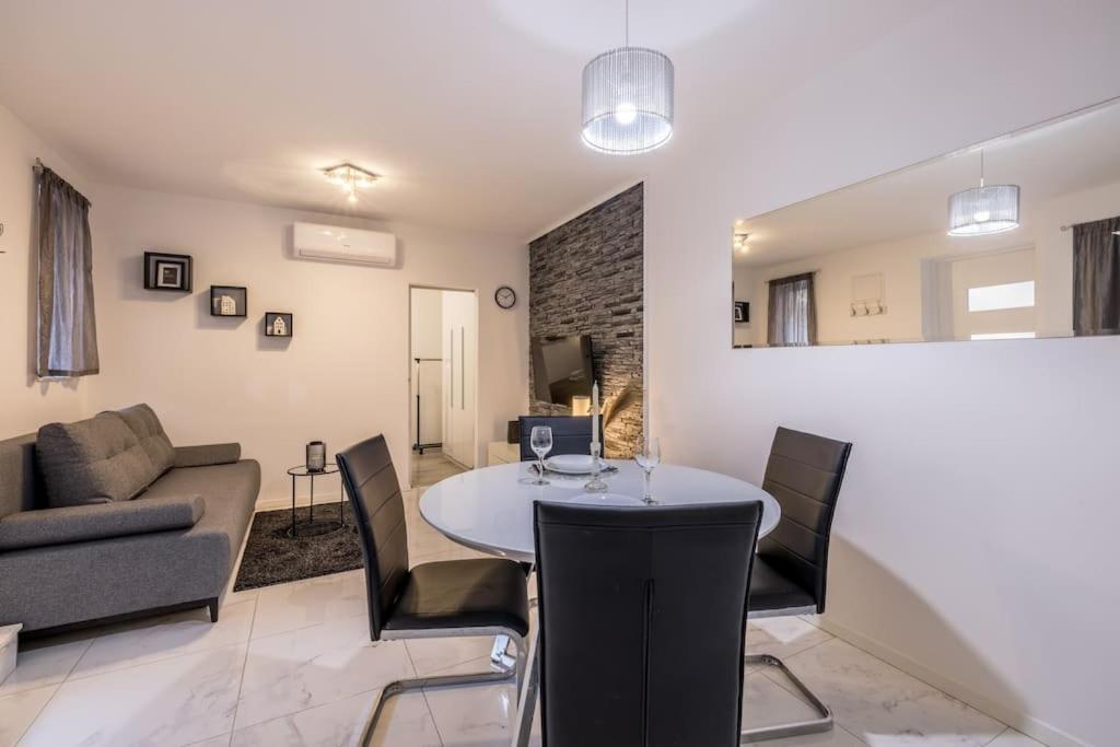 Apartment Paradise Garden Split Exterior foto